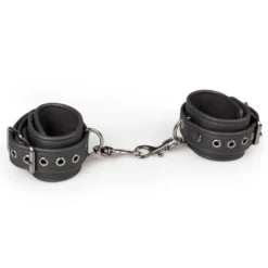 Easytoys Fetish Collection – Faux Leather Handcuffs Zwart (1 stuk)