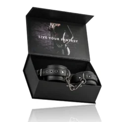 Easytoys Fetish Collection – Faux Leather Handcuffs Zwart (1 stuk)
