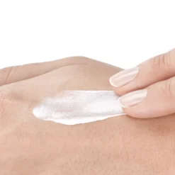 Vichy Capital Soleil Invisible Hydrating Protective Milk SPF50+ (300 ml)
